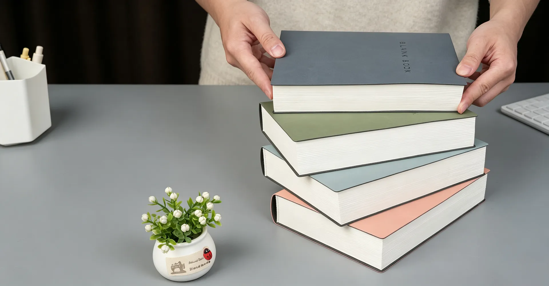 Prémiové firemné notebooky s pevnou väzbou